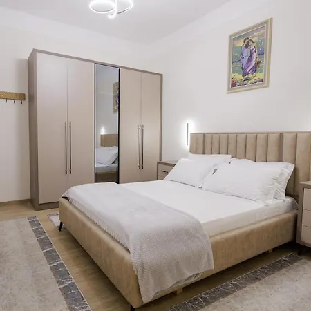 Gus House Vlore