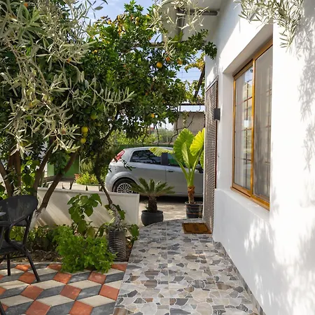 Gus House 度假居 Vlorë