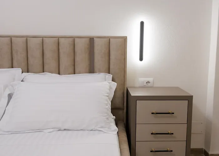 Gus House 度假居 Vlorë